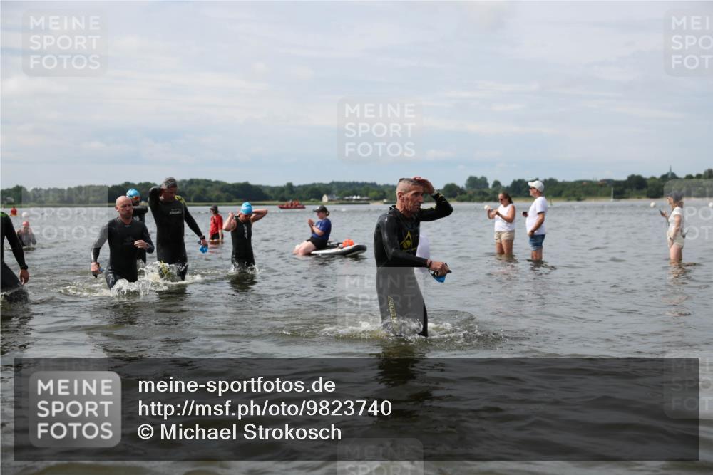 21.06.2026 - Viking Triathlon Michael Strokosch http://msf.ph/oto/9823740 21.06.2026 10:43:03 Schwimmen 69, 88, 153, 225, 251, 259, 286, 473, 482, 489, 505, 511, 533, 619, 645 meine-sportfotos.de