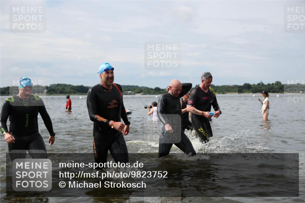 21.06.2026 - Viking Triathlon Michael Strokosch http://msf.ph/oto/9823752 21.06.2026 10:43:07 Schwimmen 69, 88, 251, 259, 286, 287, 473, 482, 489, 505, 511, 528, 533, 619, 645 meine-sportfotos.de