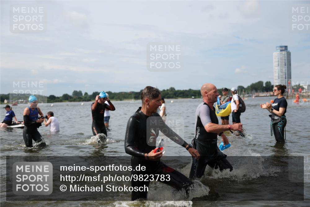21.06.2026 - Viking Triathlon Michael Strokosch http://msf.ph/oto/9823783 21.06.2026 10:43:28 Schwimmen 69, 93, 163, 230, 231, 234, 248, 287, 351, 459, 470, 521, 528, 618, 663 meine-sportfotos.de