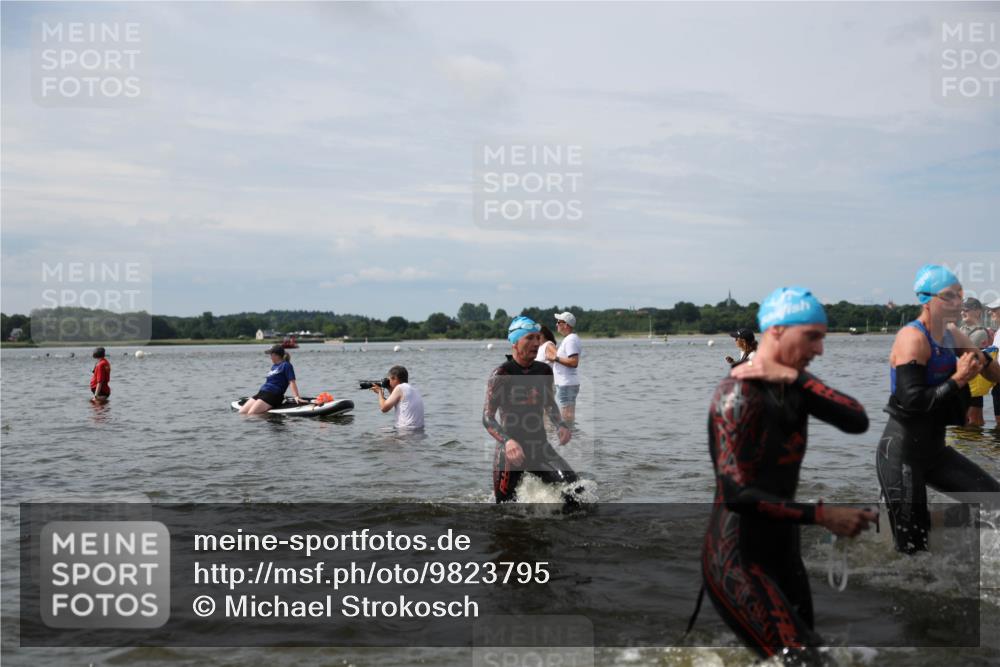 21.06.2026 - Viking Triathlon Michael Strokosch http://msf.ph/oto/9823795 21.06.2026 10:43:31 Schwimmen 93, 163, 230, 231, 234, 248, 287, 351, 459, 470, 521, 618, 663 meine-sportfotos.de