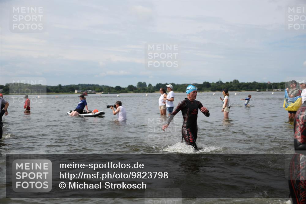 21.06.2026 - Viking Triathlon Michael Strokosch http://msf.ph/oto/9823798 21.06.2026 10:43:32 Schwimmen 93, 163, 230, 231, 234, 248, 351, 459, 470, 521, 618, 663 meine-sportfotos.de