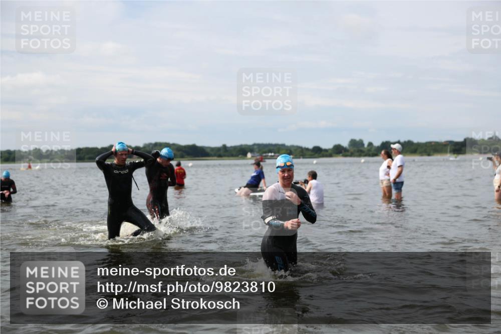 21.06.2026 - Viking Triathlon Michael Strokosch http://msf.ph/oto/9823810 21.06.2026 10:43:41 Schwimmen 163, 220, 230, 231, 234, 247, 248, 351, 444, 464, 470, 550, 614, 663 meine-sportfotos.de