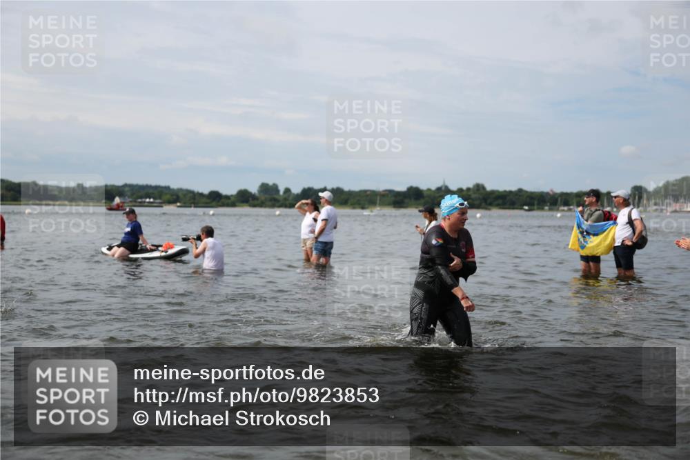 21.06.2026 - Viking Triathlon Michael Strokosch http://msf.ph/oto/9823853 21.06.2026 10:44:00 Schwimmen 22, 139, 208, 220, 247, 318, 444, 464, 550, 602, 617, 632, 641 meine-sportfotos.de