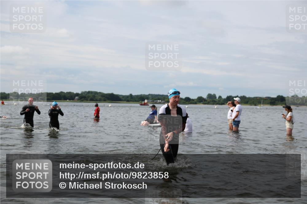 21.06.2026 - Viking Triathlon Michael Strokosch http://msf.ph/oto/9823858 21.06.2026 10:44:02 Schwimmen 22, 139, 208, 247, 318, 423, 444, 464, 550, 602, 617, 632, 641 meine-sportfotos.de