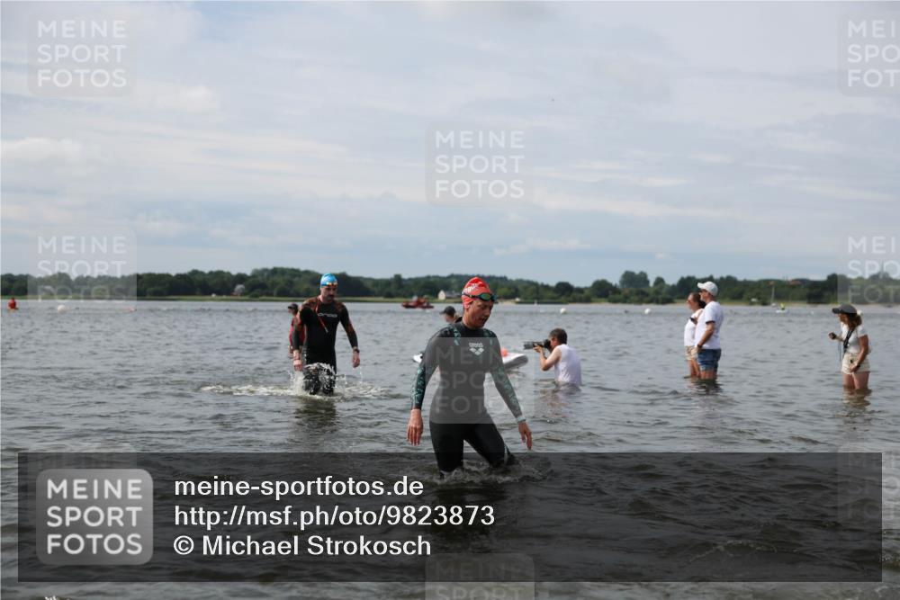 21.06.2026 - Viking Triathlon Michael Strokosch http://msf.ph/oto/9823873 21.06.2026 10:44:13 Schwimmen 22, 318, 423, 601, 602, 617, 632, 641 meine-sportfotos.de
