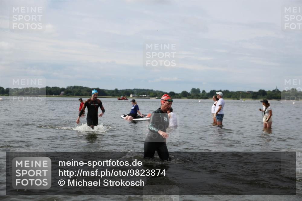 21.06.2026 - Viking Triathlon Michael Strokosch http://msf.ph/oto/9823874 21.06.2026 10:44:14 Schwimmen 22, 423, 601, 602, 617, 632, 641 meine-sportfotos.de