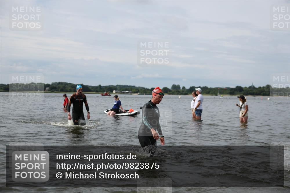 21.06.2026 - Viking Triathlon Michael Strokosch http://msf.ph/oto/9823875 21.06.2026 10:44:14 Schwimmen 22, 423, 601, 602, 617, 632, 641 meine-sportfotos.de