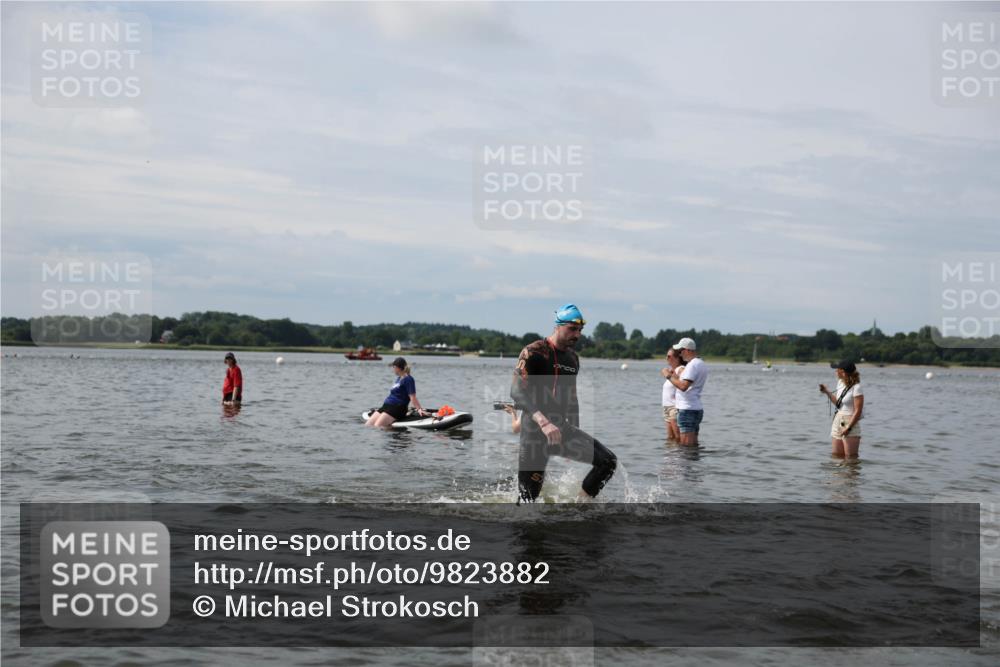 21.06.2026 - Viking Triathlon Michael Strokosch http://msf.ph/oto/9823882 21.06.2026 10:44:17 Schwimmen 22, 423, 601, 602, 617, 632, 641 meine-sportfotos.de