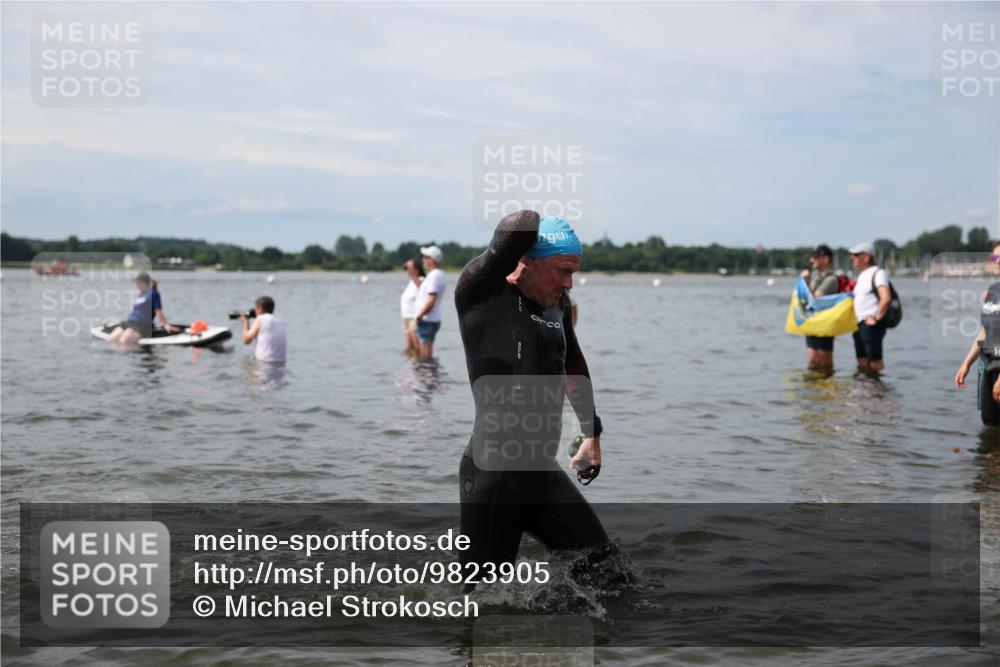 21.06.2026 - Viking Triathlon Michael Strokosch http://msf.ph/oto/9823905 21.06.2026 10:44:36 Schwimmen 350, 377, 531, 590, 601 meine-sportfotos.de