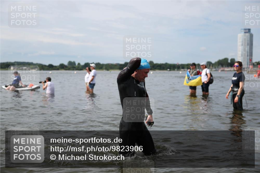 21.06.2026 - Viking Triathlon Michael Strokosch http://msf.ph/oto/9823906 21.06.2026 10:44:36 Schwimmen 350, 377, 531, 590, 601 meine-sportfotos.de