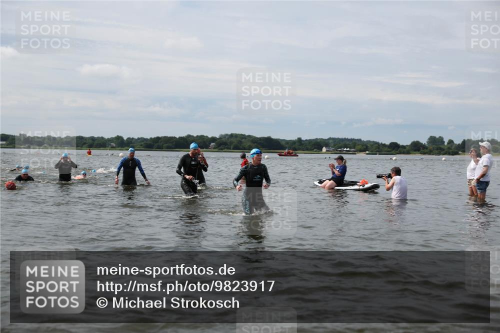 21.06.2026 - Viking Triathlon Michael Strokosch http://msf.ph/oto/9823917 21.06.2026 10:44:42 Schwimmen 33, 276, 329, 350, 377, 531, 590, 658 meine-sportfotos.de