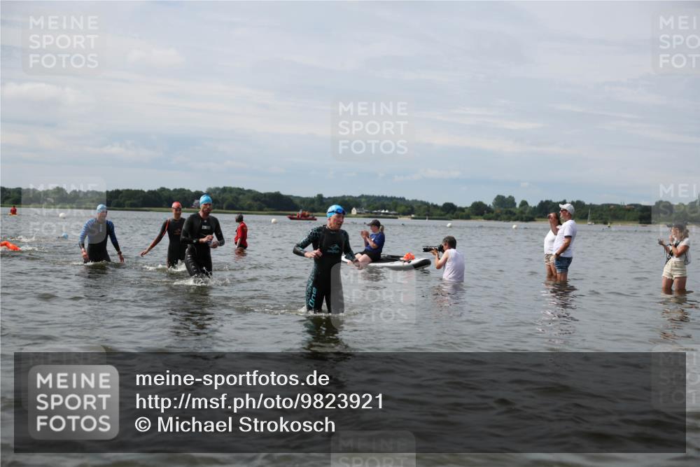 21.06.2026 - Viking Triathlon Michael Strokosch http://msf.ph/oto/9823921 21.06.2026 10:44:43 Schwimmen 33, 276, 329, 350, 377, 531, 590, 658, 668 meine-sportfotos.de