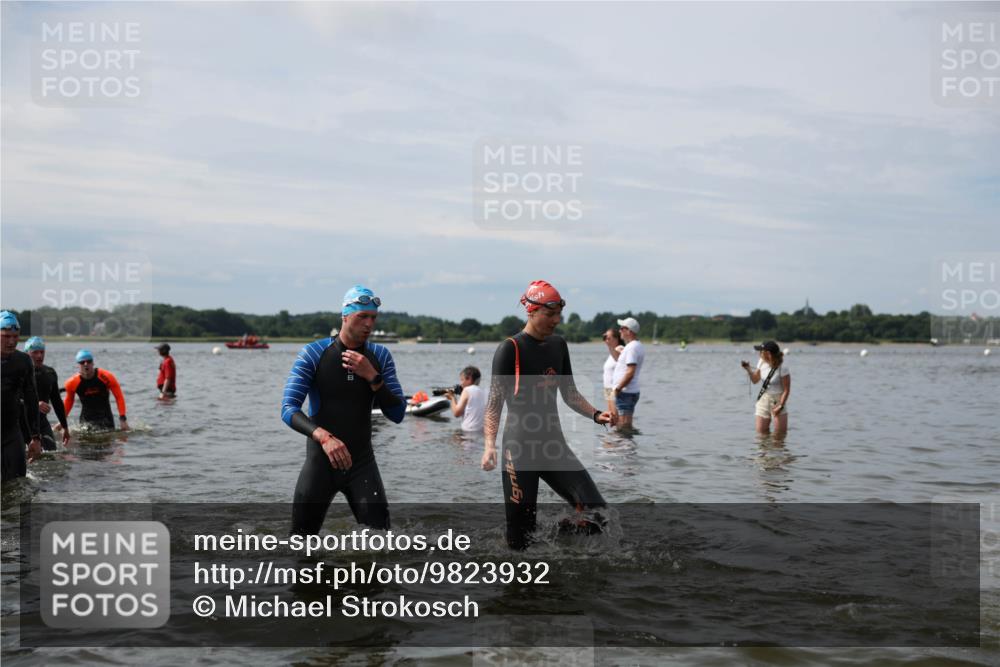 21.06.2026 - Viking Triathlon Michael Strokosch http://msf.ph/oto/9823932 21.06.2026 10:44:52 Schwimmen 33, 36, 151, 276, 308, 310, 329, 345, 350, 369, 377, 415, 445, 577, 658, 668 meine-sportfotos.de
