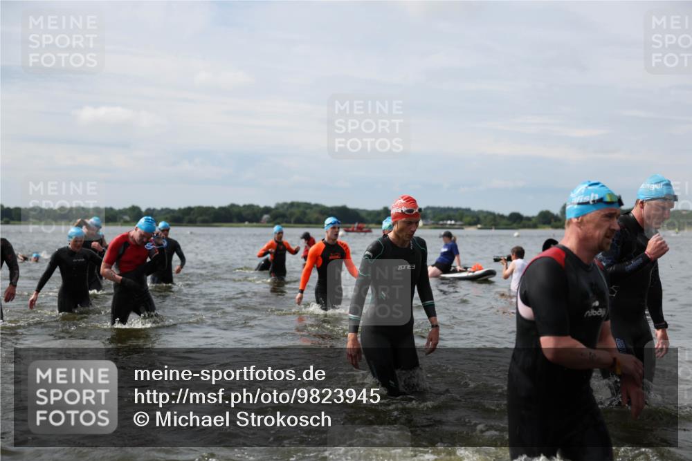 21.06.2026 - Viking Triathlon Michael Strokosch http://msf.ph/oto/9823945 21.06.2026 10:44:56 Schwimmen 33, 36, 151, 276, 308, 310, 326, 329, 345, 350, 366, 369, 377, 415, 445, 577, 658, 668 meine-sportfotos.de