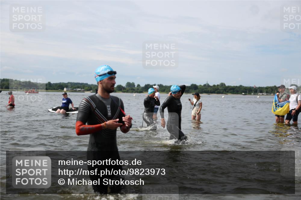 21.06.2026 - Viking Triathlon Michael Strokosch http://msf.ph/oto/9823973 21.06.2026 10:45:09 Schwimmen 36, 37, 48, 105, 147, 151, 258, 273, 274, 302, 308, 310, 326, 345, 354, 366, 369, 415, 445, 577, 635 meine-sportfotos.de