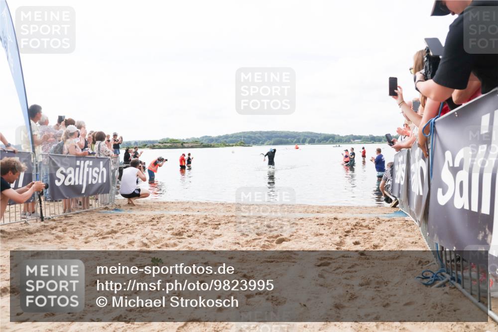 21.06.2026 - Viking Triathlon Michael Strokosch http://msf.ph/oto/9823995 21.06.2026 10:24:26 Schwimmen 517 meine-sportfotos.de