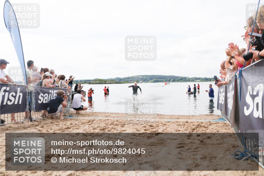 21.06.2026 - Viking Triathlon Michael Strokosch http://msf.ph/oto/9824045 21.06.2026 10:24:53 Schwimmen 9 meine-sportfotos.de