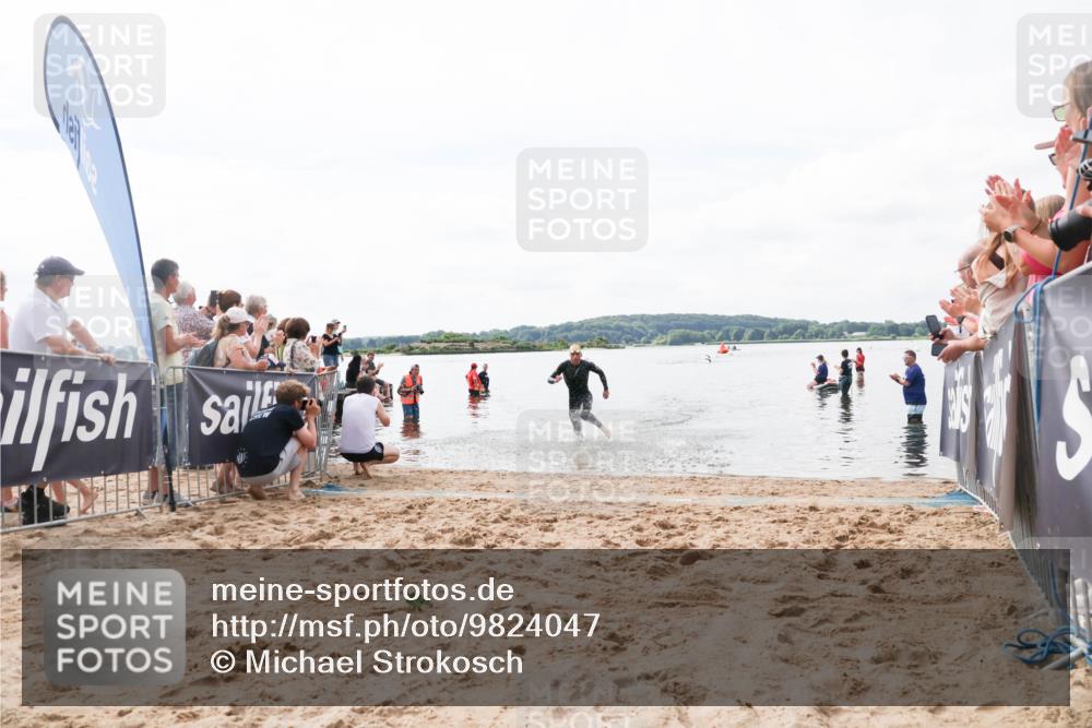 21.06.2026 - Viking Triathlon Michael Strokosch http://msf.ph/oto/9824047 21.06.2026 10:24:54 Schwimmen 9 meine-sportfotos.de