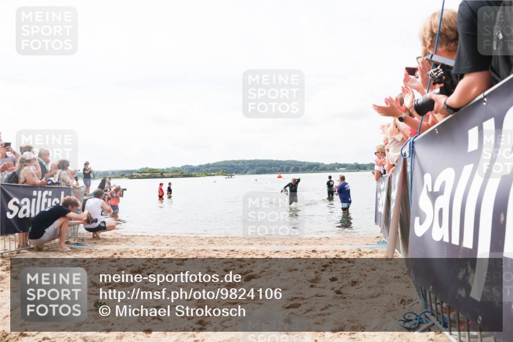 21.06.2026 - Viking Triathlon Michael Strokosch http://msf.ph/oto/9824106 21.06.2026 10:25:39 Schwimmen 1, 4, 189 meine-sportfotos.de