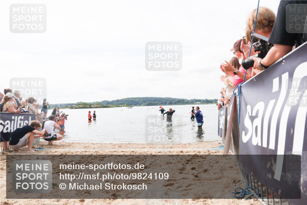 21.06.2026 - Viking Triathlon Michael Strokosch http://msf.ph/oto/9824109 21.06.2026 10:25:40 Schwimmen 1, 4, 10, 189 meine-sportfotos.de