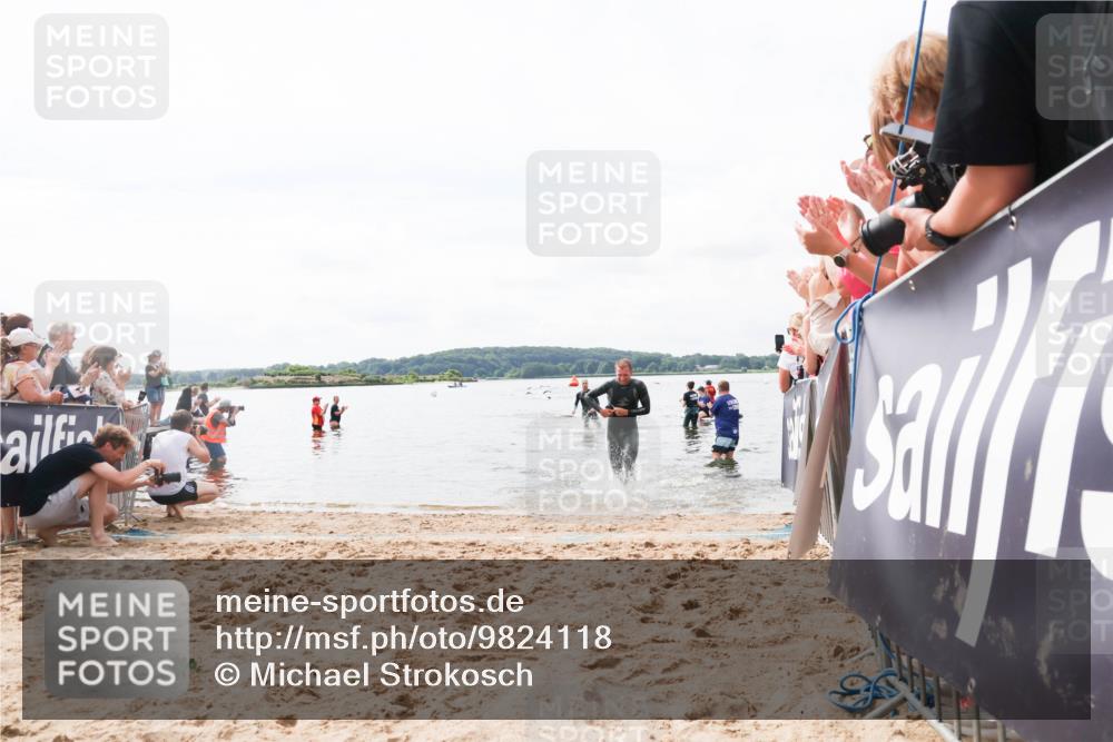 21.06.2026 - Viking Triathlon Michael Strokosch http://msf.ph/oto/9824118 21.06.2026 10:25:43 Schwimmen 4, 10 meine-sportfotos.de