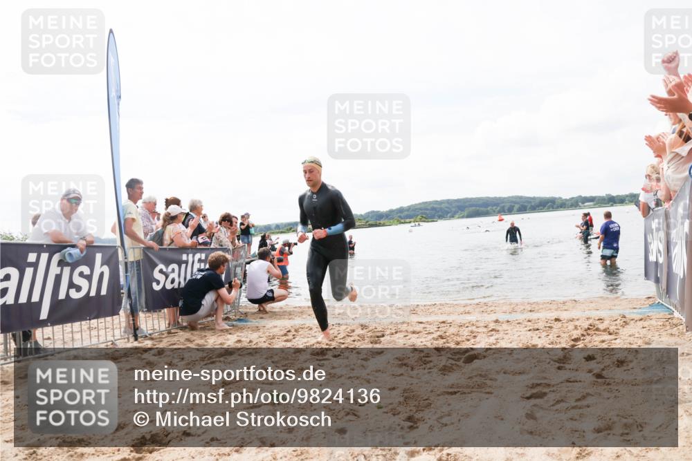 21.06.2026 - Viking Triathlon Michael Strokosch http://msf.ph/oto/9824136 21.06.2026 10:25:49 Schwimmen 4, 8, 10 meine-sportfotos.de