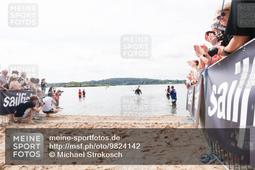 21.06.2026 - Viking Triathlon Michael Strokosch http://msf.ph/oto/9824142 21.06.2026 10:25:51 Schwimmen 8, 10 meine-sportfotos.de