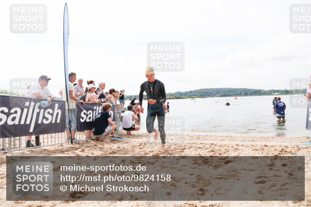 21.06.2026 - Viking Triathlon Michael Strokosch http://msf.ph/oto/9824158 21.06.2026 10:25:58 Schwimmen 8 meine-sportfotos.de