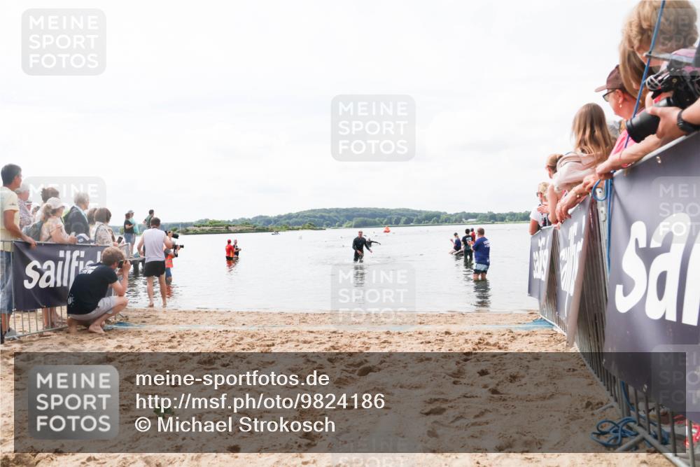 21.06.2026 - Viking Triathlon Michael Strokosch http://msf.ph/oto/9824186 21.06.2026 10:26:13 Schwimmen 2 meine-sportfotos.de