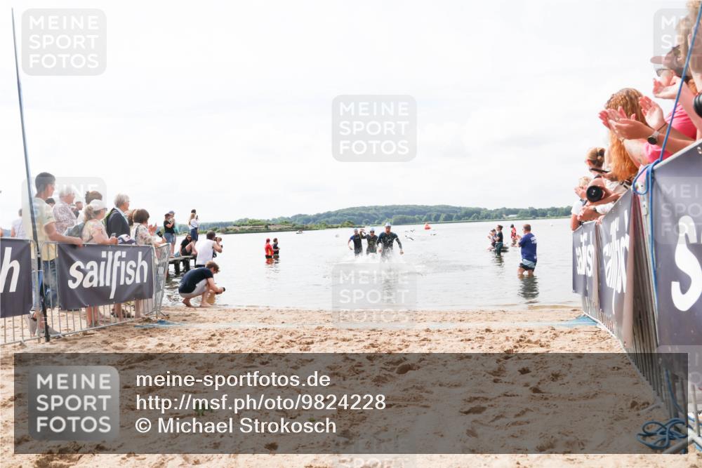 21.06.2026 - Viking Triathlon Michael Strokosch http://msf.ph/oto/9824228 21.06.2026 10:26:27 Schwimmen 21, 474, 548 meine-sportfotos.de