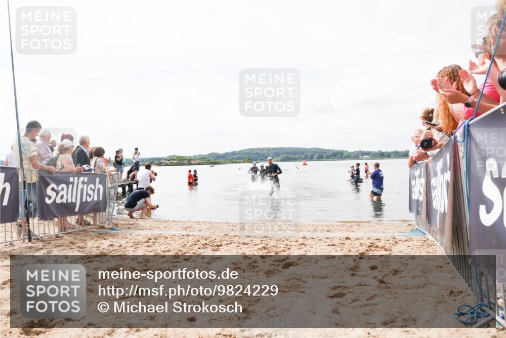 21.06.2026 - Viking Triathlon Michael Strokosch http://msf.ph/oto/9824229 21.06.2026 10:26:27 Schwimmen 21, 474, 548 meine-sportfotos.de