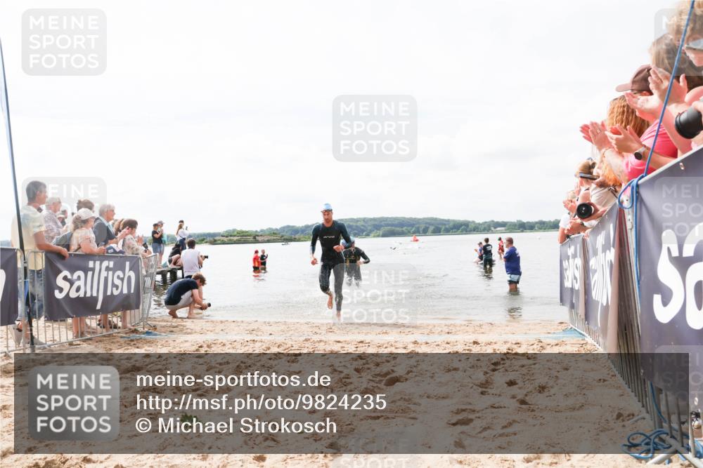 21.06.2026 - Viking Triathlon Michael Strokosch http://msf.ph/oto/9824235 21.06.2026 10:26:29 Schwimmen 21, 474, 548 meine-sportfotos.de