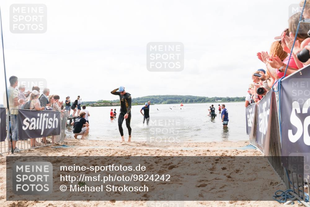 21.06.2026 - Viking Triathlon Michael Strokosch http://msf.ph/oto/9824242 21.06.2026 10:26:32 Schwimmen 21, 474, 548 meine-sportfotos.de