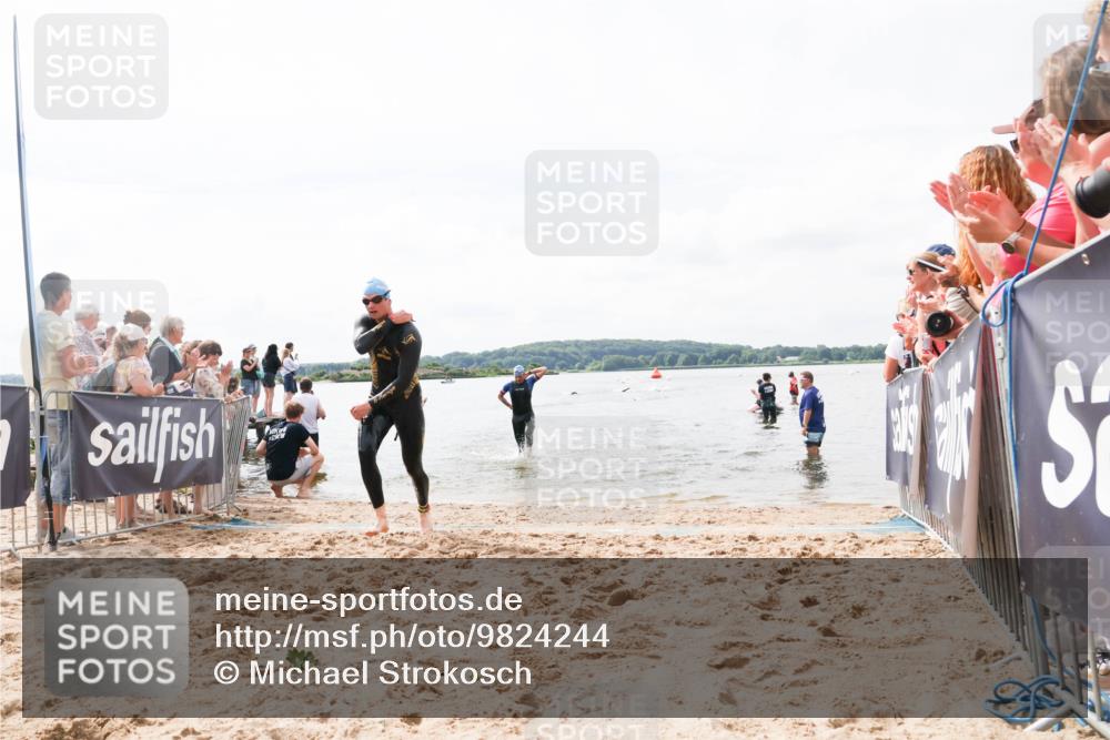 21.06.2026 - Viking Triathlon Michael Strokosch http://msf.ph/oto/9824244 21.06.2026 10:26:32 Schwimmen 21, 474, 548 meine-sportfotos.de