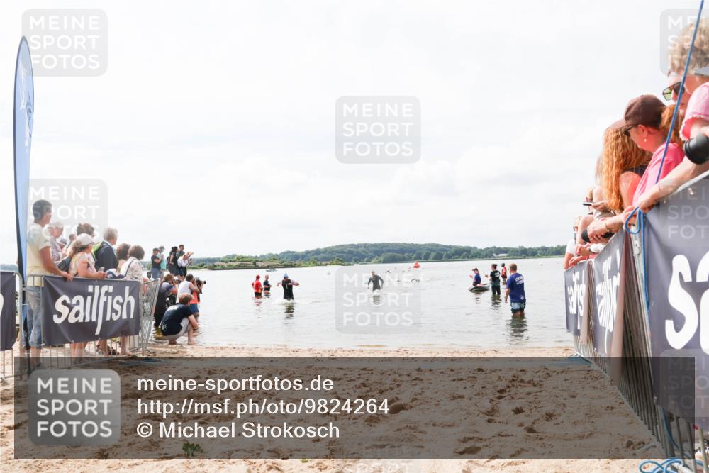 21.06.2026 - Viking Triathlon Michael Strokosch http://msf.ph/oto/9824264 21.06.2026 10:26:45 Schwimmen 334 meine-sportfotos.de