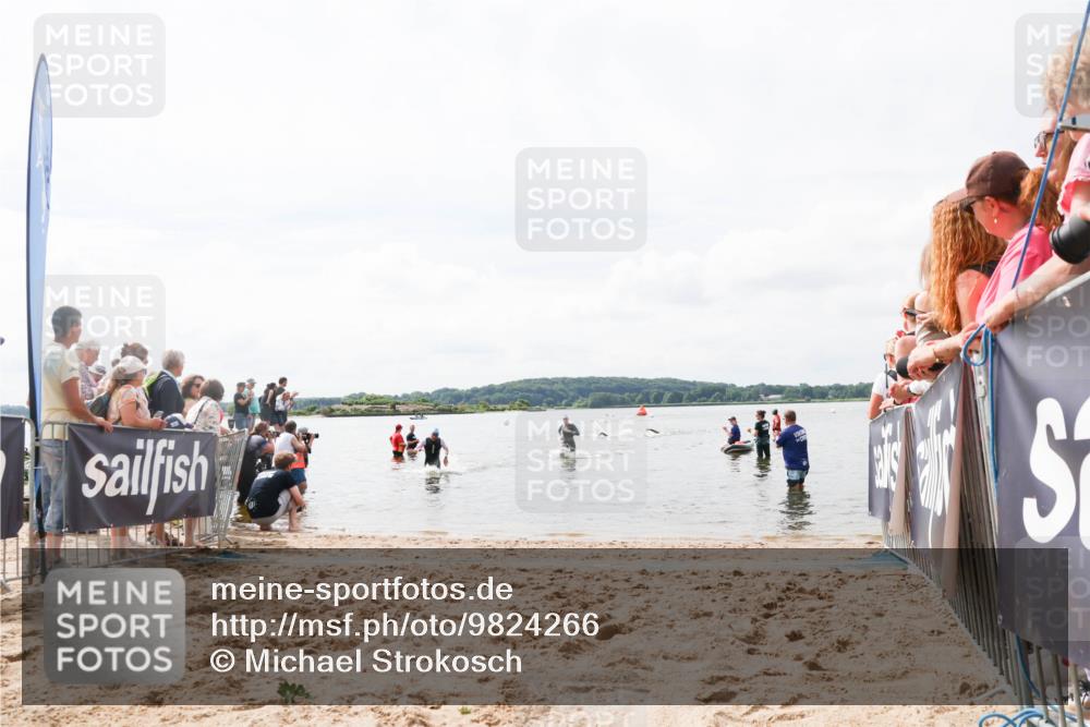 21.06.2026 - Viking Triathlon Michael Strokosch http://msf.ph/oto/9824266 21.06.2026 10:26:46 Schwimmen 334, 453 meine-sportfotos.de
