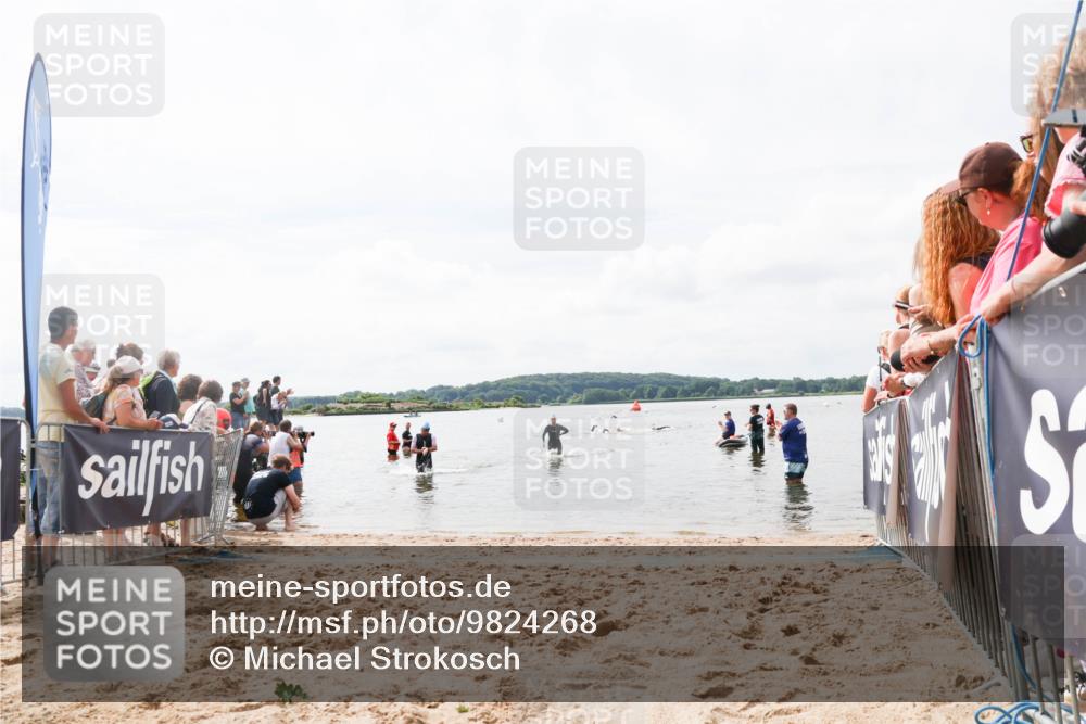 21.06.2026 - Viking Triathlon Michael Strokosch http://msf.ph/oto/9824268 21.06.2026 10:26:46 Schwimmen 334, 453 meine-sportfotos.de