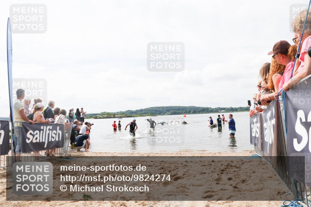 21.06.2026 - Viking Triathlon Michael Strokosch http://msf.ph/oto/9824274 21.06.2026 10:26:48 Schwimmen 334, 453 meine-sportfotos.de