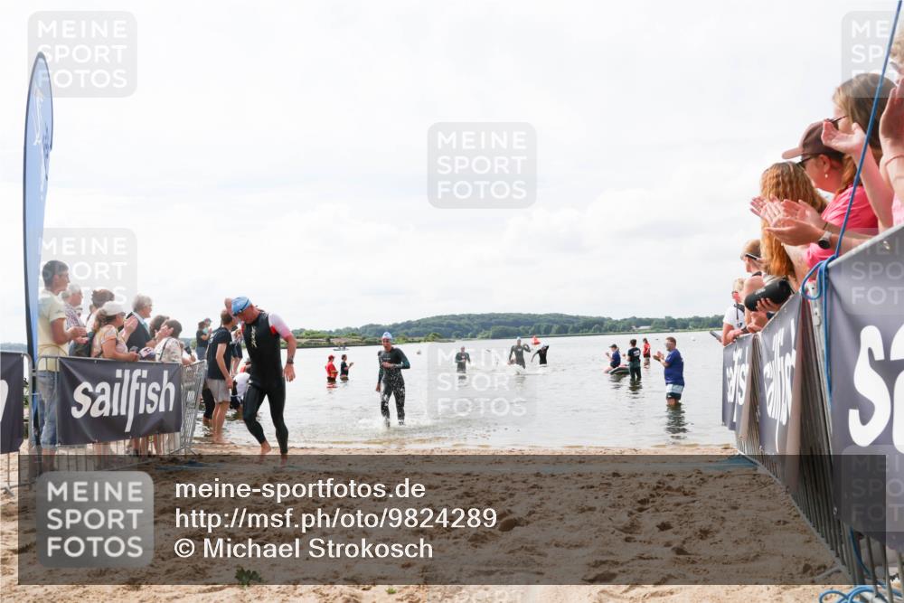 21.06.2026 - Viking Triathlon Michael Strokosch http://msf.ph/oto/9824289 21.06.2026 10:26:53 Schwimmen 334, 453 meine-sportfotos.de