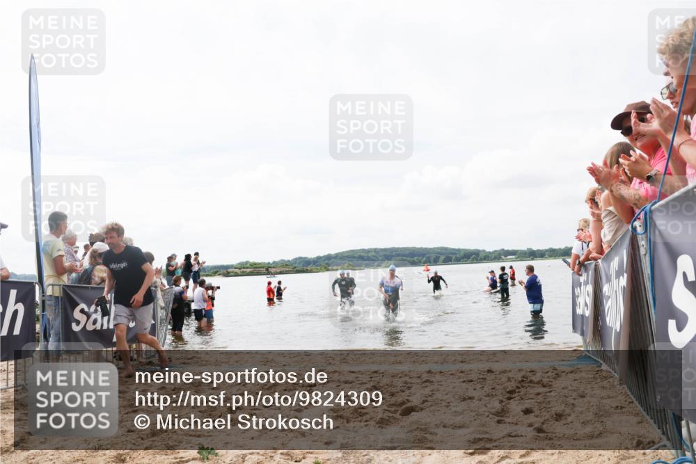 21.06.2026 - Viking Triathlon Michael Strokosch http://msf.ph/oto/9824309 21.06.2026 10:27:00 Schwimmen 25, 176, 426, 453, 547 meine-sportfotos.de