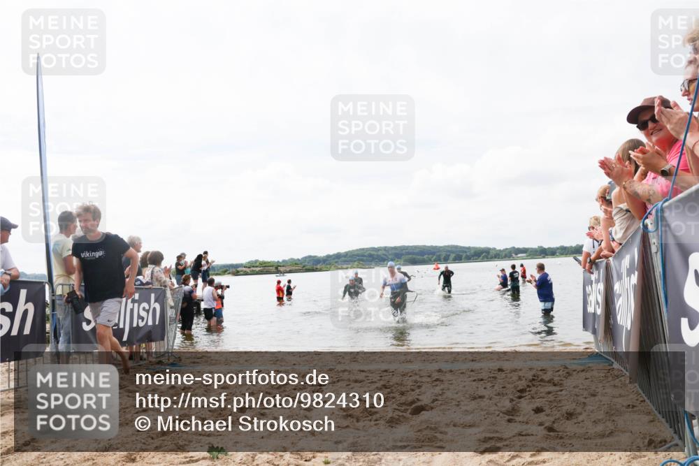 21.06.2026 - Viking Triathlon Michael Strokosch http://msf.ph/oto/9824310 21.06.2026 10:27:00 Schwimmen 25, 176, 426, 453, 547 meine-sportfotos.de