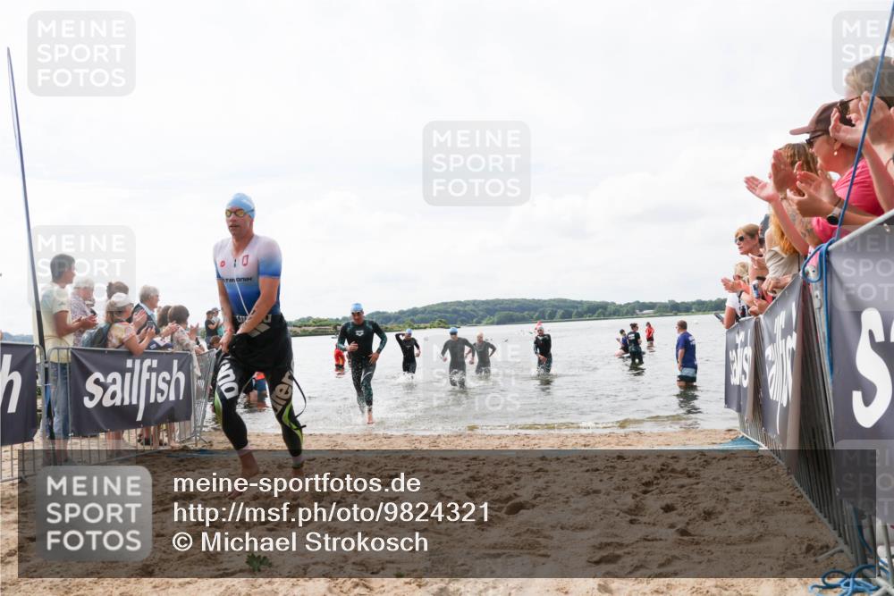 21.06.2026 - Viking Triathlon Michael Strokosch http://msf.ph/oto/9824321 21.06.2026 10:27:04 Schwimmen 7, 25, 176, 426, 547, 575 meine-sportfotos.de