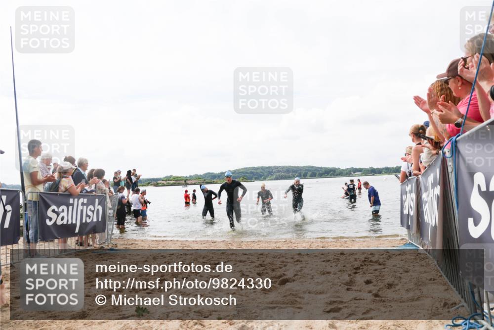 21.06.2026 - Viking Triathlon Michael Strokosch http://msf.ph/oto/9824330 21.06.2026 10:27:07 Schwimmen 7, 25, 176, 426, 547, 575 meine-sportfotos.de