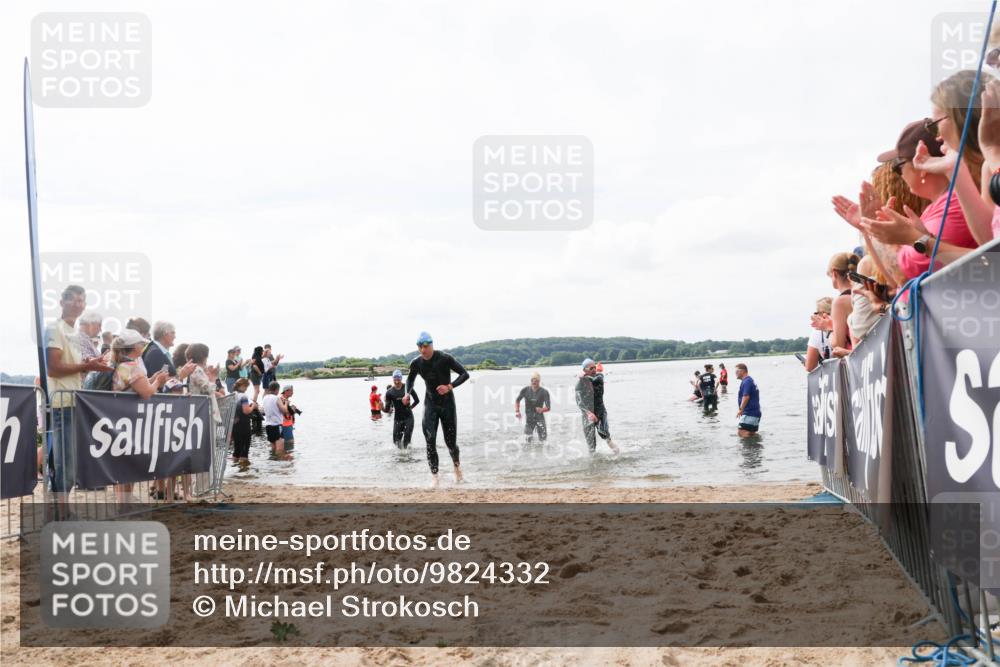 21.06.2026 - Viking Triathlon Michael Strokosch http://msf.ph/oto/9824332 21.06.2026 10:27:08 Schwimmen 7, 25, 176, 426, 547, 575 meine-sportfotos.de