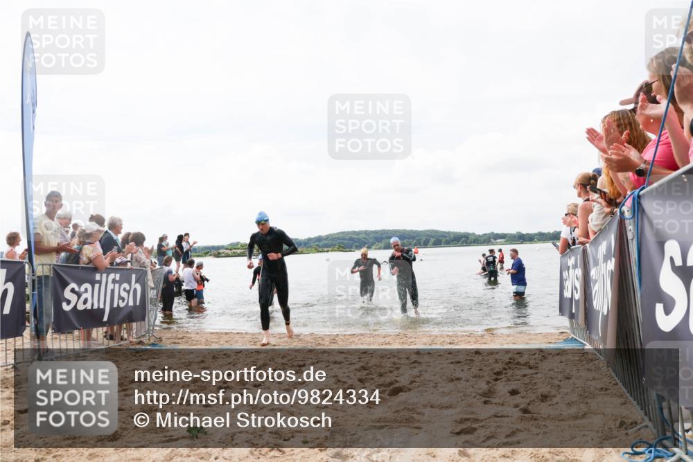21.06.2026 - Viking Triathlon Michael Strokosch http://msf.ph/oto/9824334 21.06.2026 10:27:08 Schwimmen 7, 25, 176, 426, 547, 575 meine-sportfotos.de