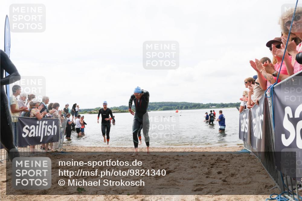 21.06.2026 - Viking Triathlon Michael Strokosch http://msf.ph/oto/9824340 21.06.2026 10:27:10 Schwimmen 7, 25, 426, 547, 575 meine-sportfotos.de