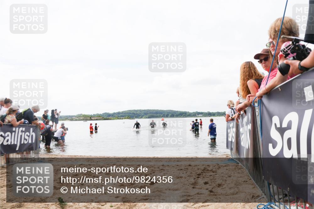 21.06.2026 - Viking Triathlon Michael Strokosch http://msf.ph/oto/9824356 21.06.2026 10:27:28 Schwimmen 669 meine-sportfotos.de