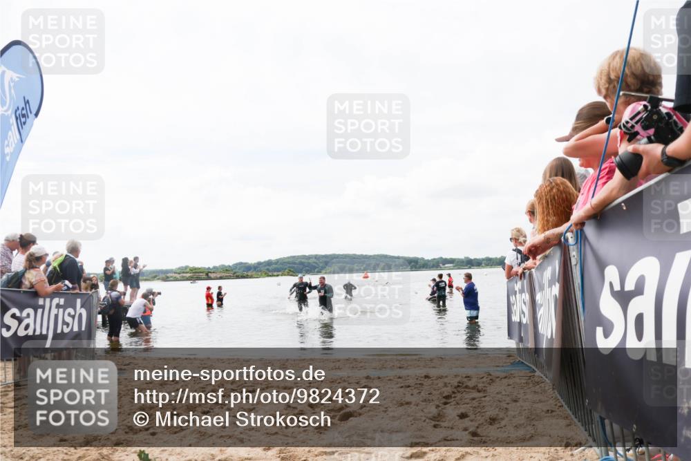 21.06.2026 - Viking Triathlon Michael Strokosch http://msf.ph/oto/9824372 21.06.2026 10:27:33 Schwimmen 46, 669 meine-sportfotos.de