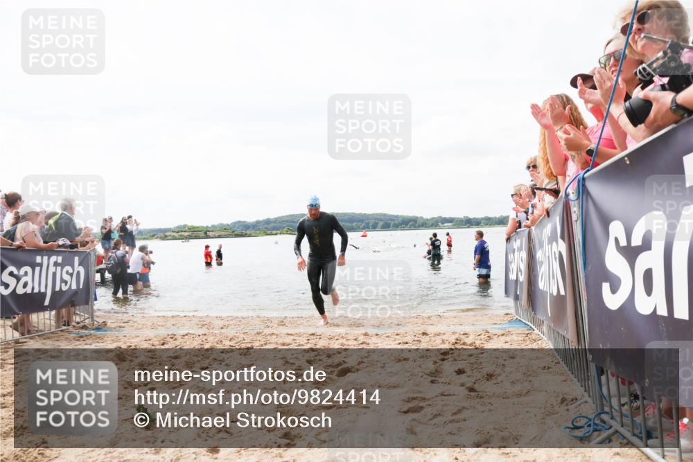 21.06.2026 - Viking Triathlon Michael Strokosch http://msf.ph/oto/9824414 21.06.2026 10:27:47 Schwimmen 422, 626 meine-sportfotos.de