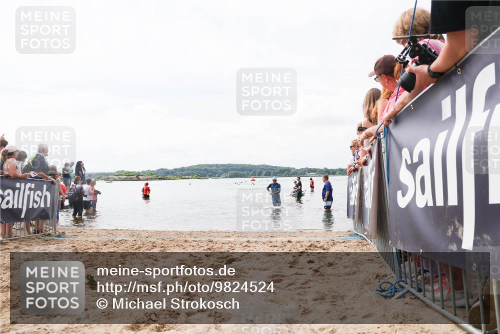 21.06.2026 - Viking Triathlon Michael Strokosch http://msf.ph/oto/9824524 21.06.2026 10:28:36 Schwimmen 271 meine-sportfotos.de